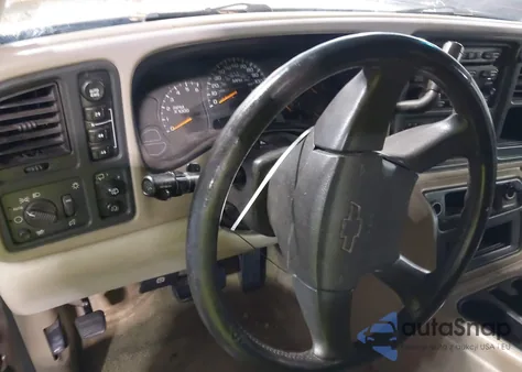 2003 Chevrolet Suburban 1500 Ls из США, поврежденный, VIN 3GNFK16Z53G299234